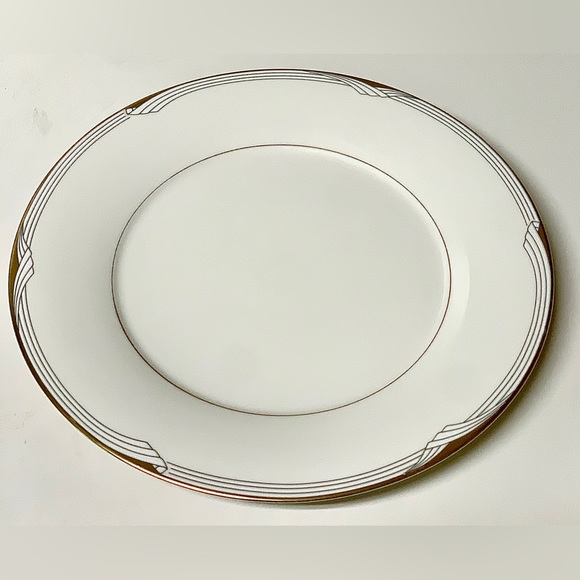 Vintage Discontinued NORITAKE GOLDEN COVE Gold Trim 10.75” Dinner Plate - Picture 8 of 9